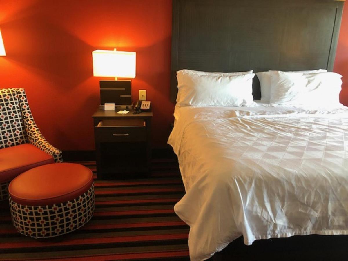 Holiday Inn Lafayette North By Ihg Exterior foto